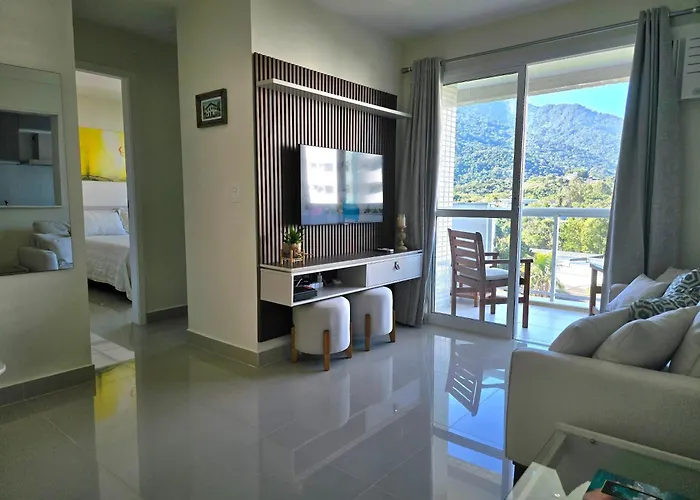 Apartamento Riocentro, Globo E Record Tv